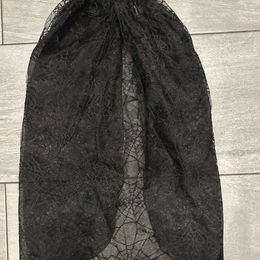 H&M Black High-Low Lace Skirt